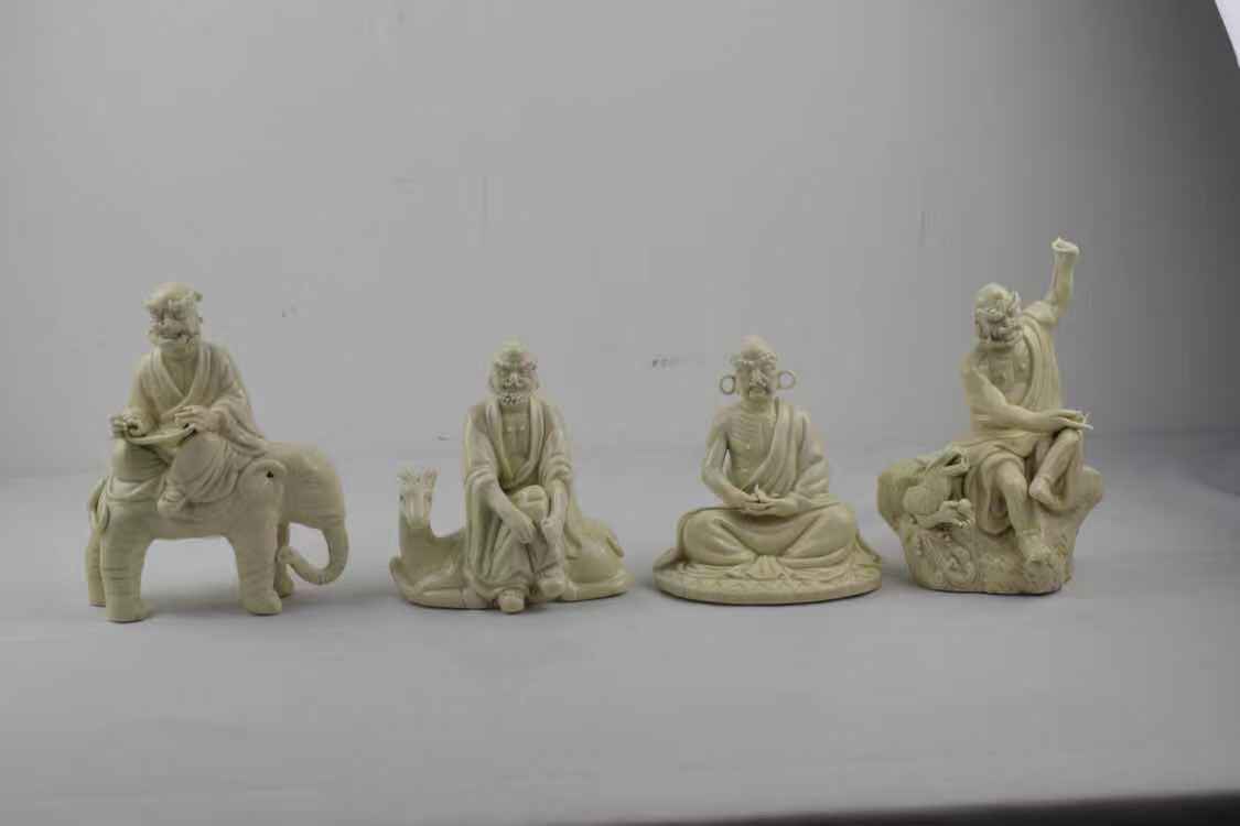精品推荐;十八罗汉【何朝宗款】