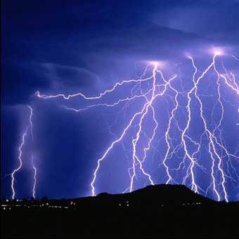 大号纸飞机上街?无侦8无视导弹,成全球最快