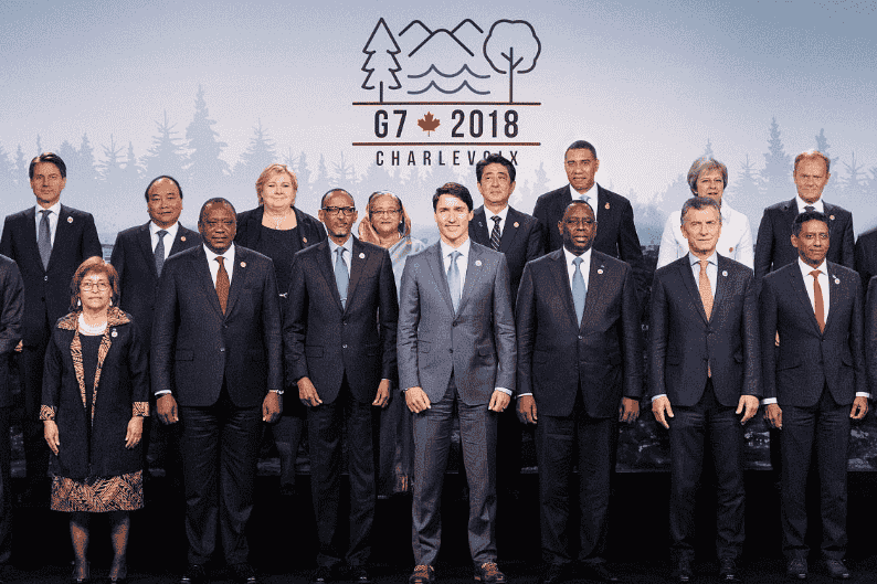 g7峰会闭幕各国领导人合影 特朗普缺席