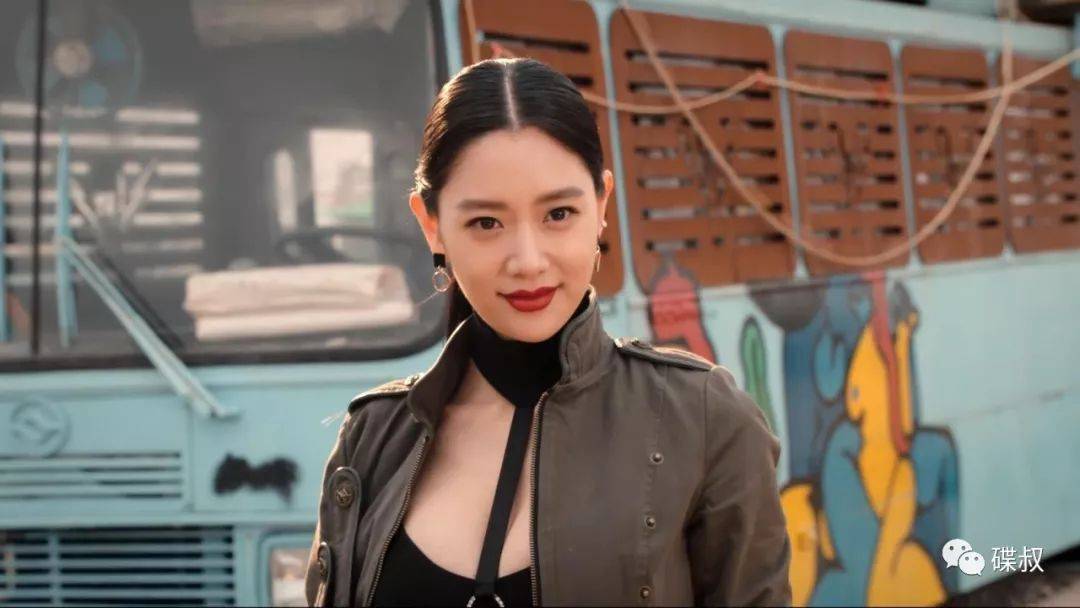四位大胸女演的这部电影,还没有中国足球好看