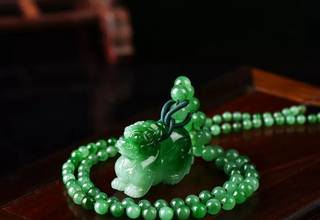 云南“翡翠大王”9亿元债务逾期，可他“保险柜”里的宝石多到吓人！