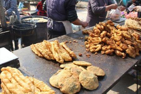 80年代农村赶集必买的美味,吃过3种的估计都当"爷奶"了