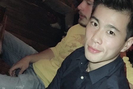 日方拳手严重犯规,用头部撞伤方飞达的鼻子,方飞达:愿意二番战