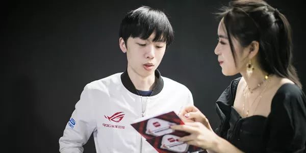ESPTV直播预告:辣个蓝人已经把RW野区安排妥当了?