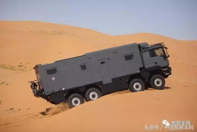 这款国产8x8越野房车售价990万你未必买得到