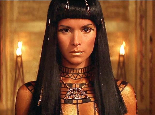 古埃及法老为保持"神之血脉",盛行父女乱伦通婚