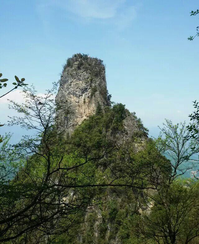 旬阳惊现天门山,堪比张家界天门山_搜狐旅游