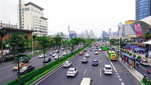 民族大道的规划建设以及管理对南宁的城市道路建设具有引领性和标志性