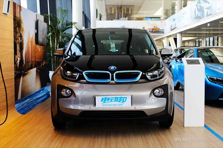 不到30万就能买宝马!bmw i3升级款购车指南