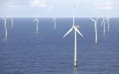 丹麦生产出世界最大的风力发电机组