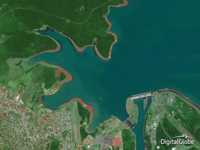 巴拉圭新建的大坝