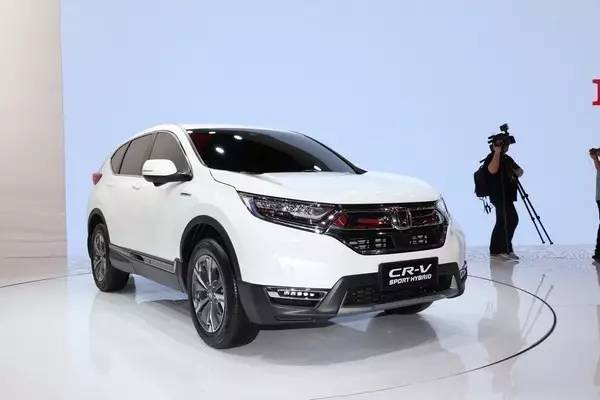 新一代东风本田cr-v 锐·混动的混合动力版车型,在2017上海车展已经