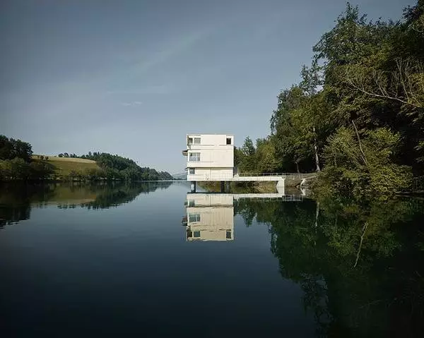 如何在乡下建一栋野奢别墅?