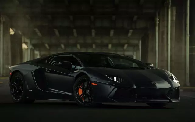 汽车形态:兰博基尼 aventador lp 700-4