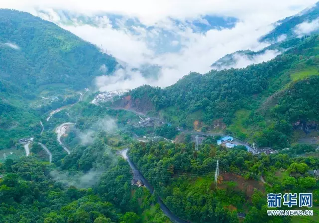 魅力怒江 | 航拍怒江片马镇 重温"驼峰空运"壮举