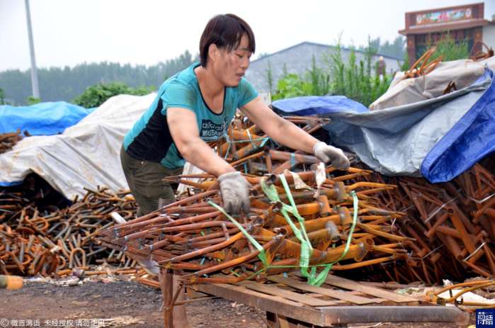 年轻妈妈愿用10年苦力,换儿子一次活下去的希望