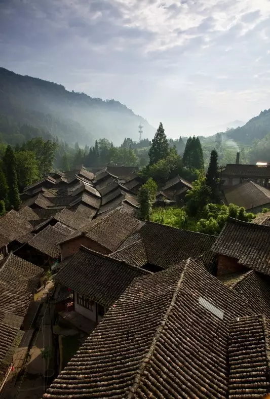 地址:眉山市洪雅县高庙古镇 自驾:成都-成渝环线高速-遂资眉高速