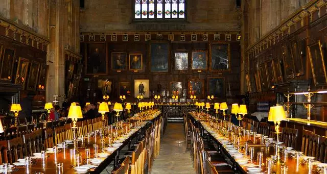 bodleian library 霍格沃兹图书馆 别急着出牛津,在霍格沃茨大礼堂里