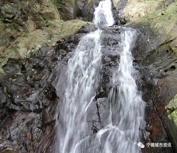 宁德独具特色飞鸾岭峡谷