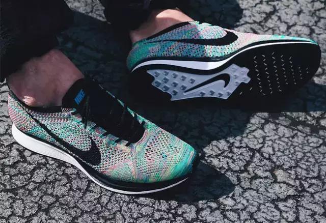 nike flyknit racer