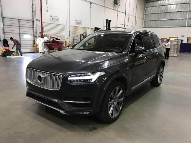 沃尔沃xc90suv133. 0218. 0028.