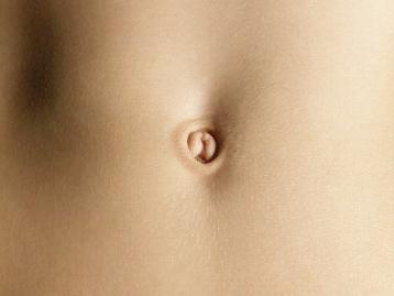 你的肚脐是什么形状?这种长条形的肚脐意味着你这