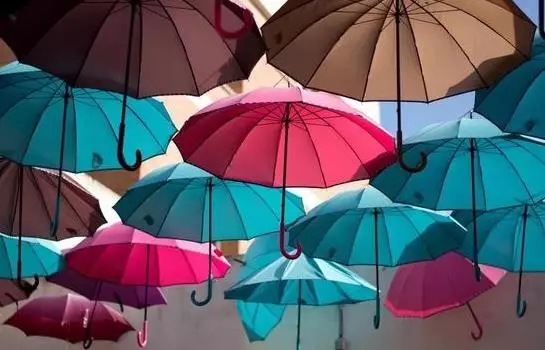 共享雨伞，又一个昙花一现的共享经济？