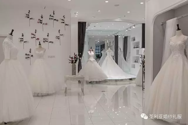 实体店租婚纱_动漫婚纱情侣头像