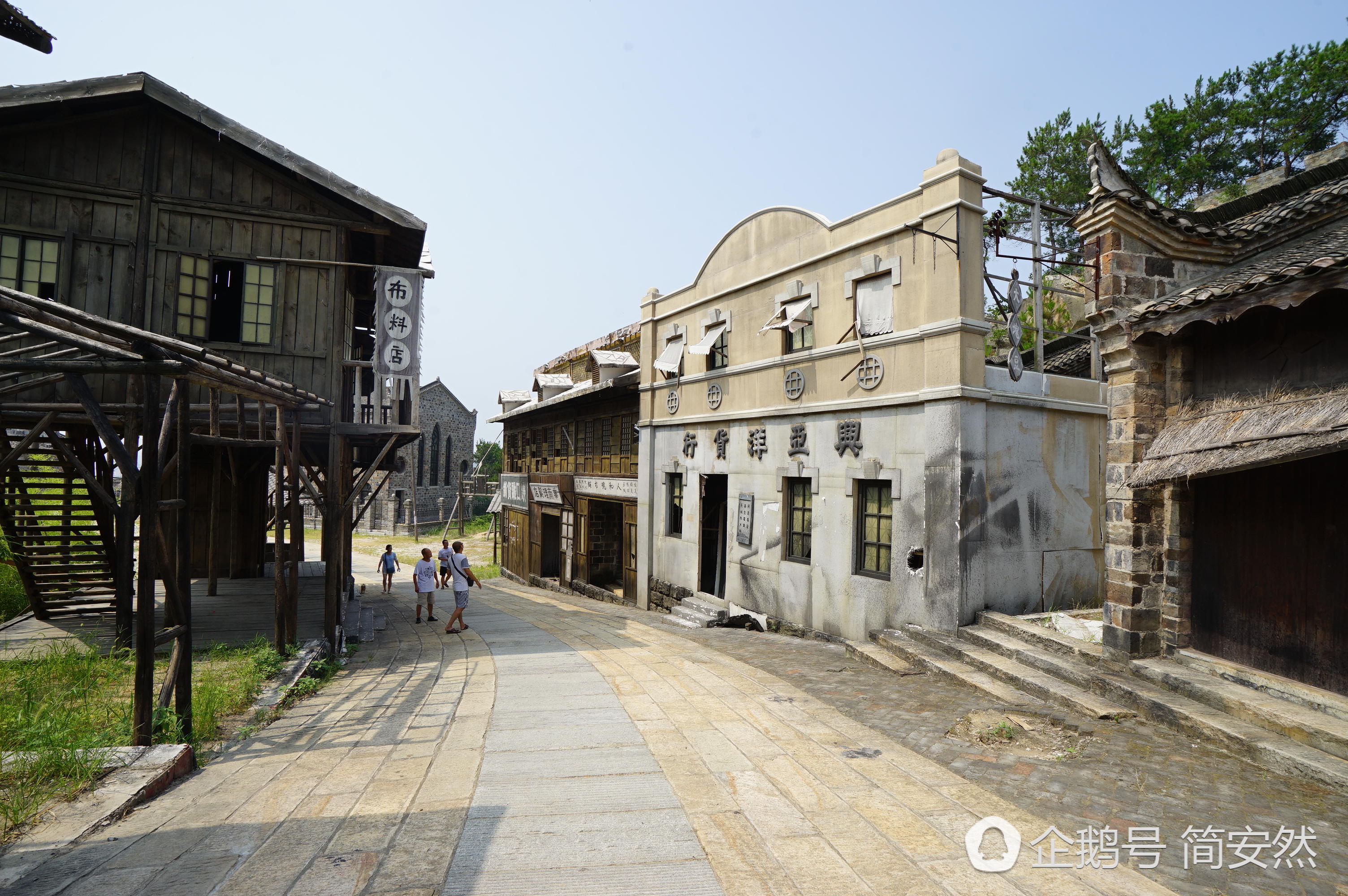 建军节游红安将军影视城寻访抗战剧中见过的场景