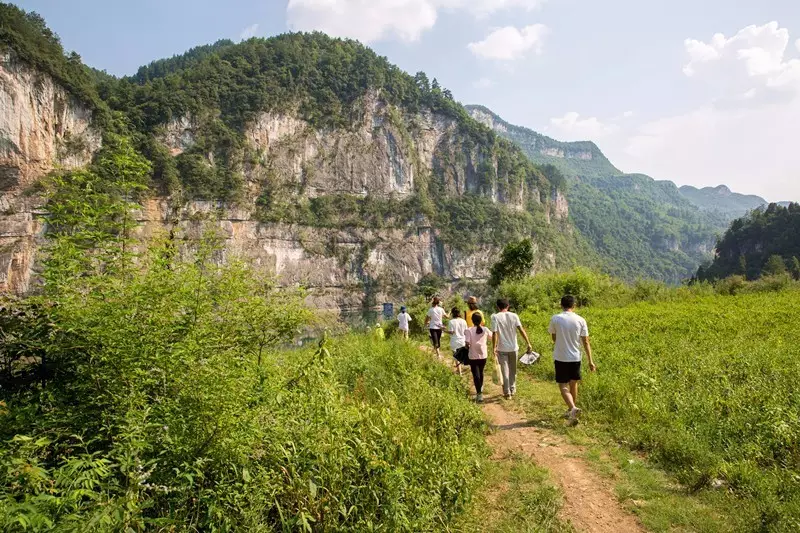 走遍播州丨观瀑布走漩塘吃农家饭夏天就在茅栗约