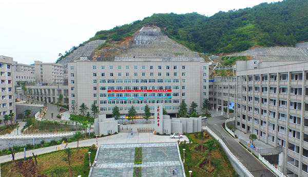 安康市白河县高级中学安康市汉阴县中学安康市汉滨区高级中学返回搜狐