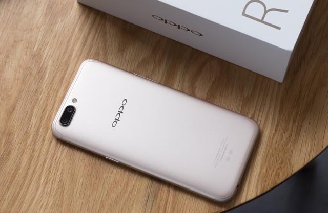 记录妹子们的最美笑容,oppo r11果然不是徒有虚名