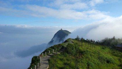 秀甲天下 峨眉山