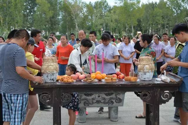 恋乡太行水镇立秋活动-咬秋,泼水,祭祀嗨不停