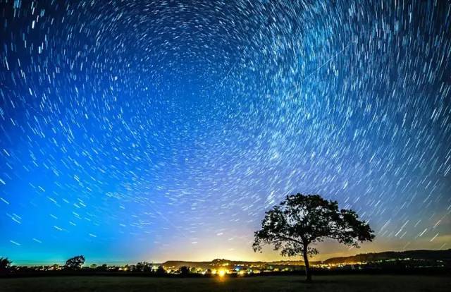 最美流星雨今天降临上海,最多可达150颗