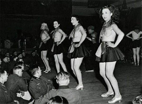 被称为"军官的床垫",她们便是二战时期德国女兵