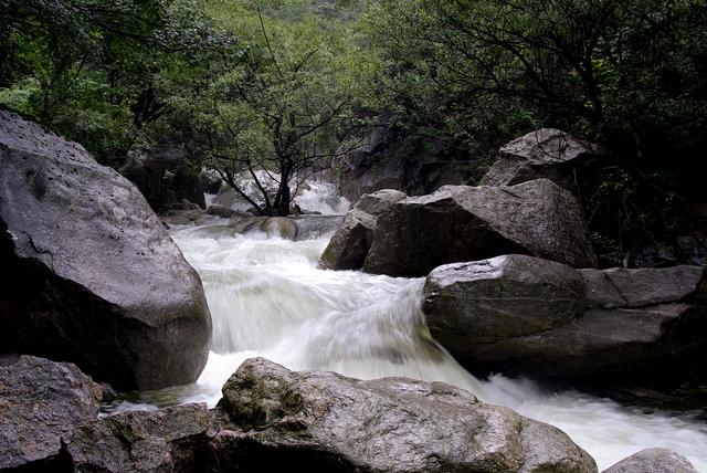 在洛阳5a级景区——白云山周边,藏着一个原始风味浓厚的旅游景点