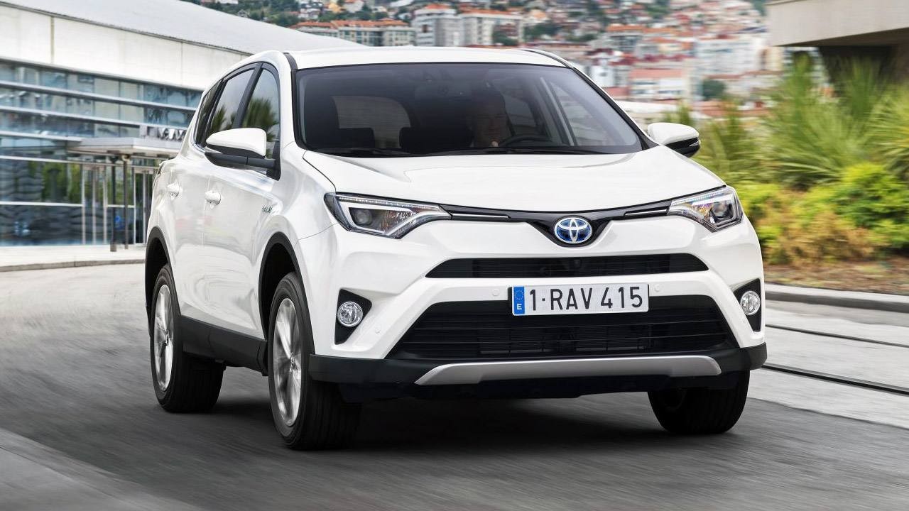 丰田rav4是丰田公司的微型多功能越野车家族中的基本型车