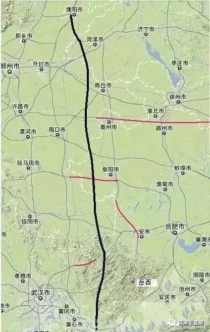 两座黄河公路大桥为国道106东明黄河公路大桥,全长7公里,总投资17.