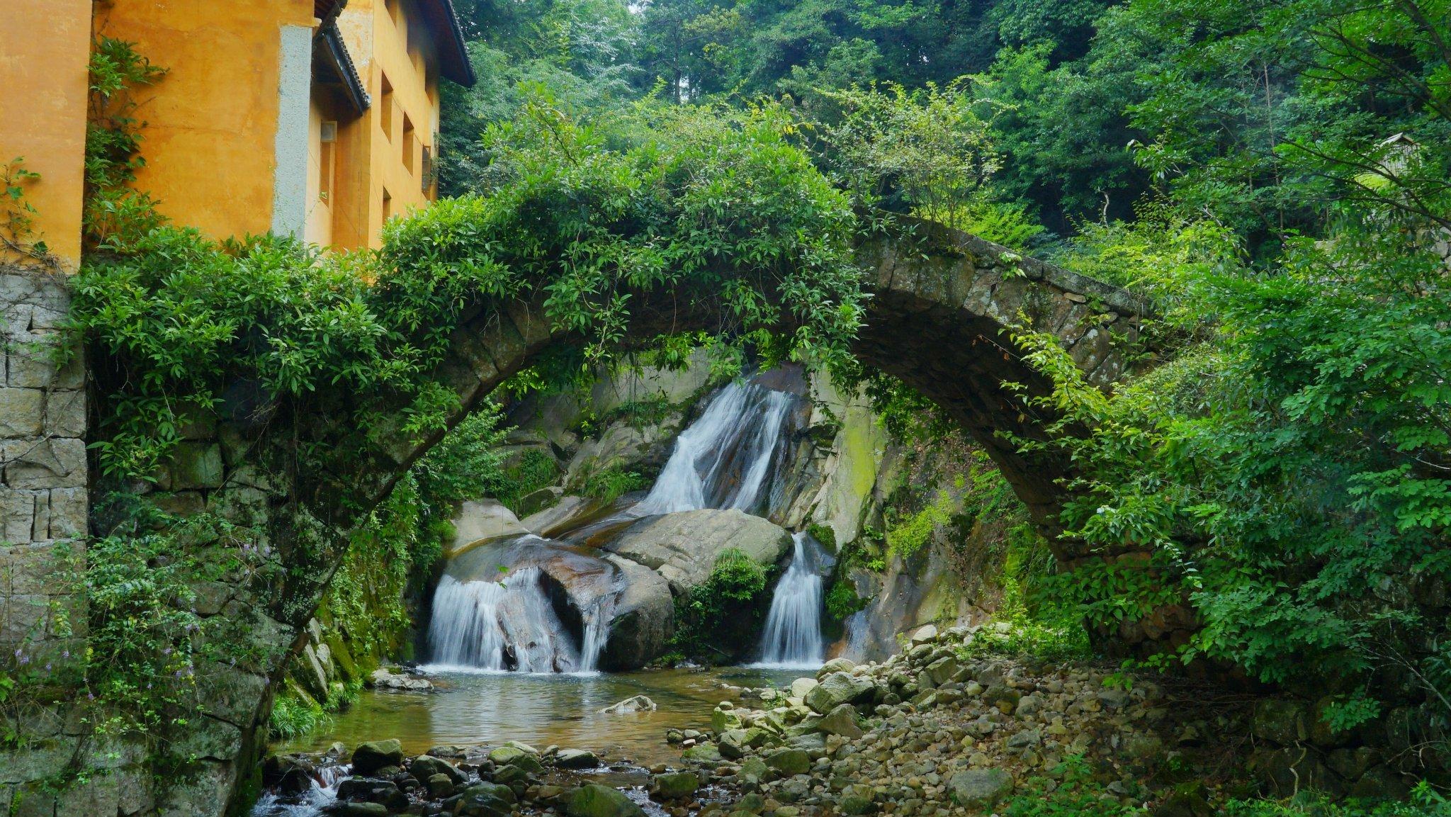 探寻《徐霞客游记》开篇地—浙江天台山