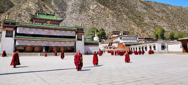 广西平南寺面南山有多少人口_广西容县南山金库图片