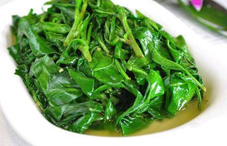 美食 正文  革命菜,原名野茼蒿,又名安南草 是一种常年生长的野菜 在