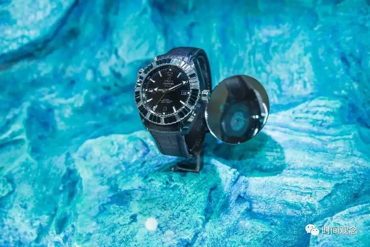 欧米茄 海马系列海洋宇宙"深海之黑"skp限量版腕表
