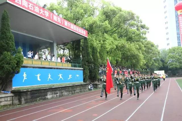 培养对象:全日制大学本科,学制四年,授予管理学学士学位.