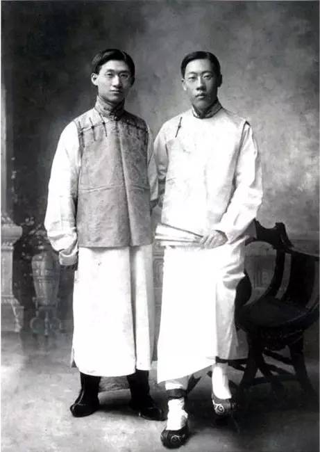 孔祥熙,费起鹤1901年留学美国之前的合影