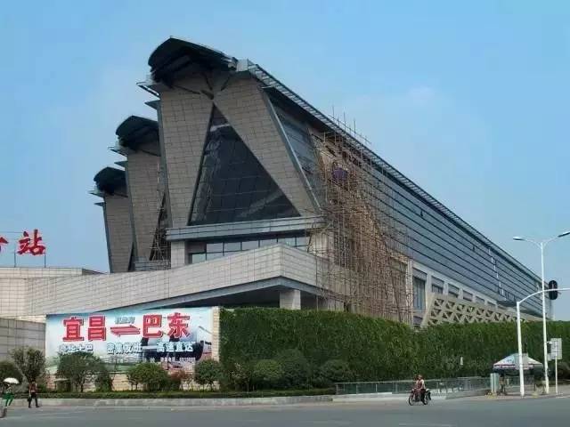 笑到喷饭的中国23大建筑！