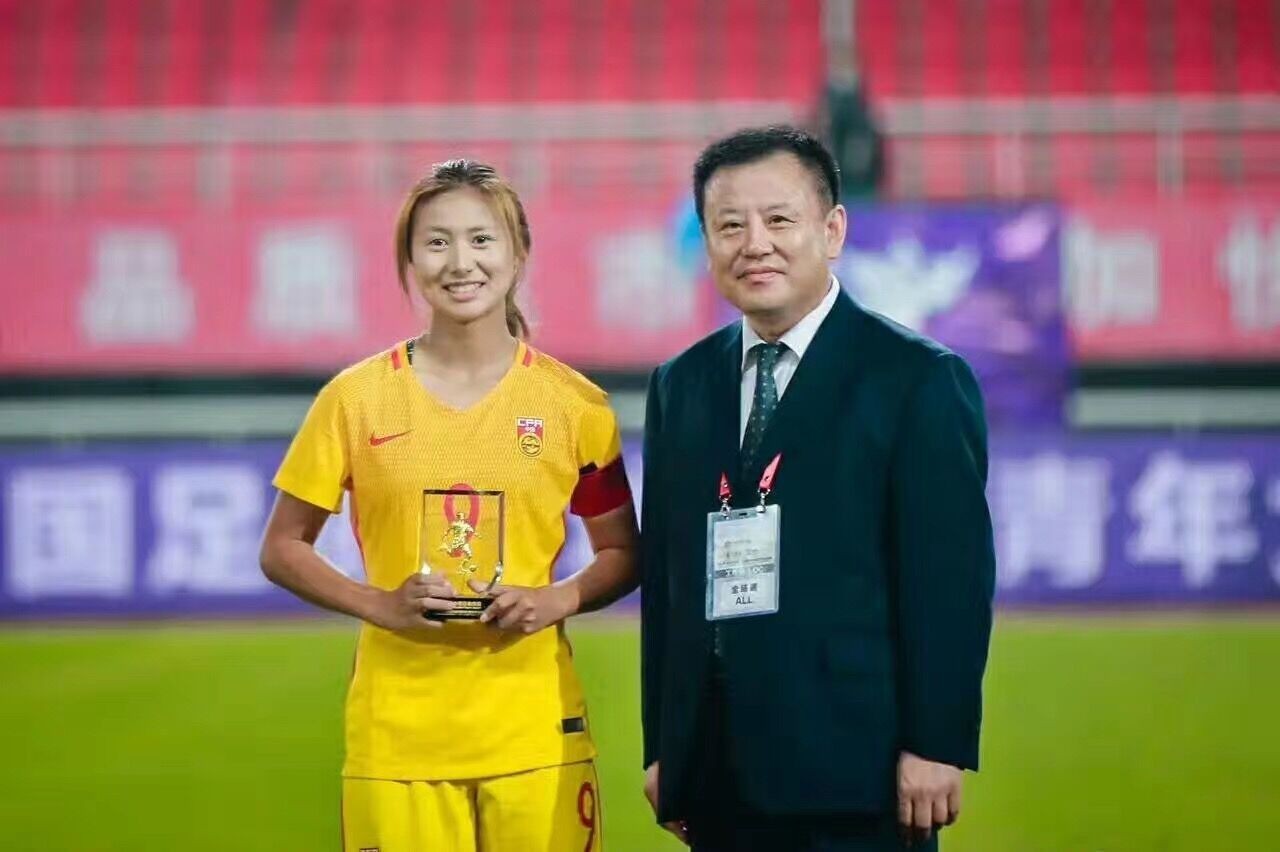 今年7月16日,在潍坊杯国际青年女足锦标赛最后一轮比赛中,中国u16女足