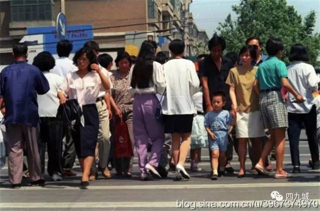 珍贵照片90年代的北京,满满的都是回忆!