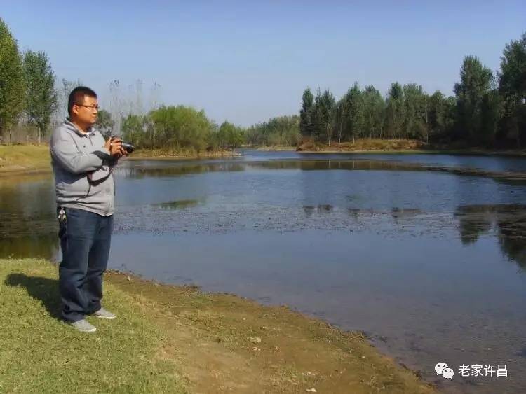 位于颍阳镇洪村村小库庄自然村东,对面为许昌县椹涧乡河湾村.