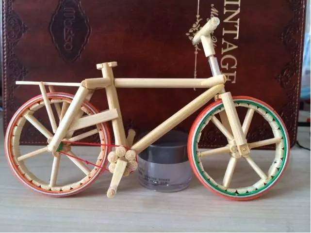 筷子diy自行车 给你的玩具配辆车